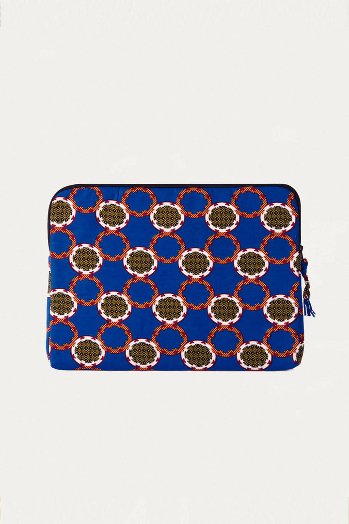 Funda Aisatou